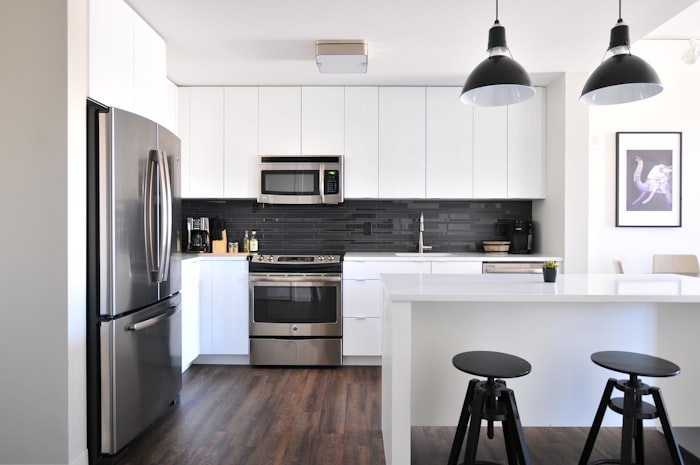 Modern Fitted Kitchen — Hayes